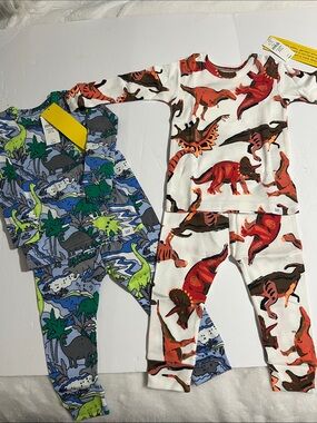 NWT GAP Baby Boy Pajamas 12-18 Months Dinos